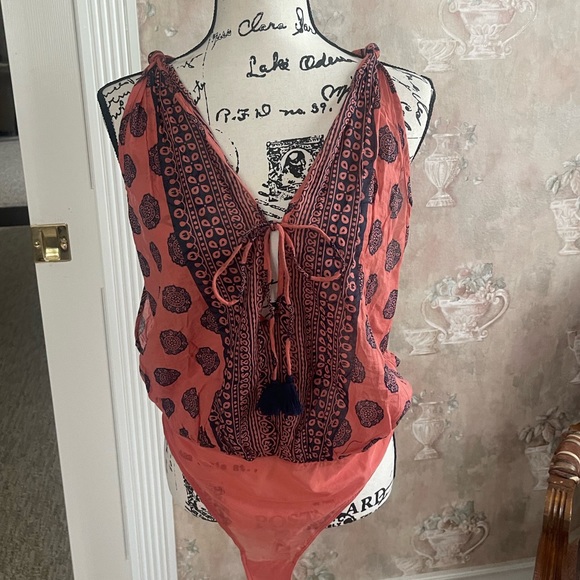 FREE PEOPLE SOUL OF THE SUN MIX PRINT SLEEVELESS BODY SUIT LARGE ORANGE COMBO - Picture 4 of 7